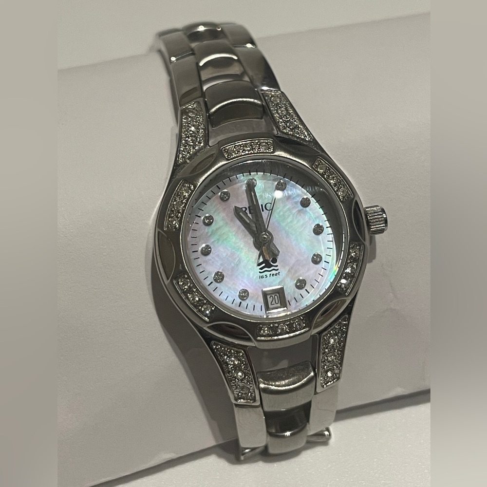 Relic Wet Watch